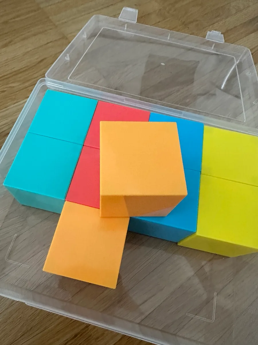 XL magnetic building blocks